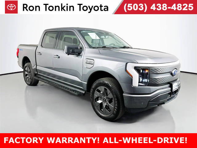 2023 Ford F-150 Lightning XLT AWD photo