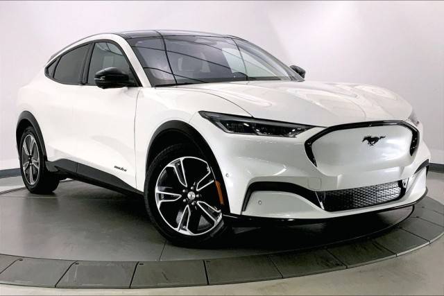 2023 Ford Mustang Mach-E Premium RWD photo