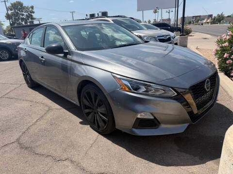 2021 Nissan Altima 2.5 SR FWD photo