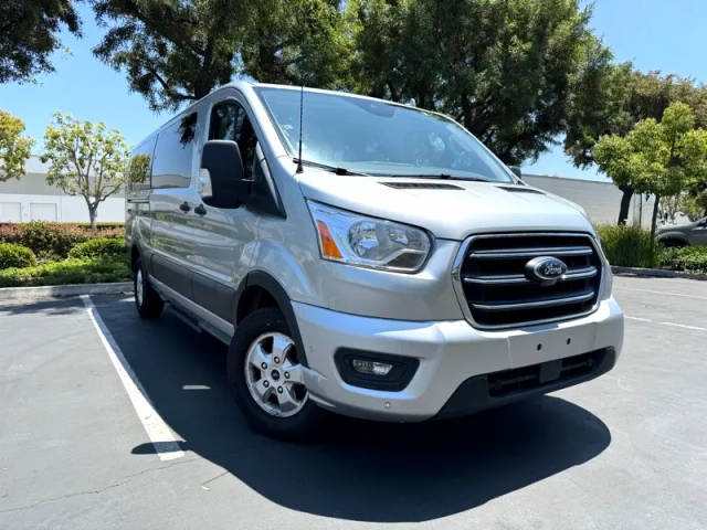 2020 Ford Transit Passenger Wagon XLT RWD photo