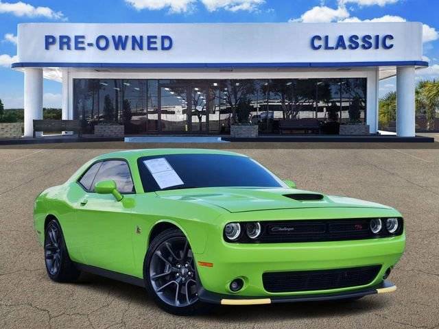 2023 Dodge Challenger R/T Scat Pack RWD photo