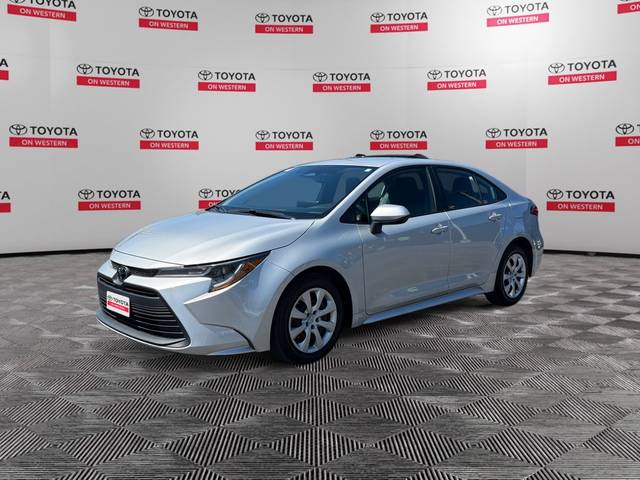 2023 Toyota Corolla LE FWD photo