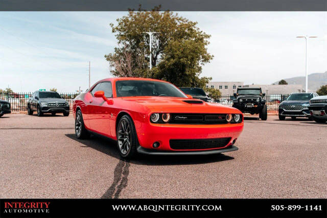 2023 Dodge Challenger R/T Scat Pack RWD photo
