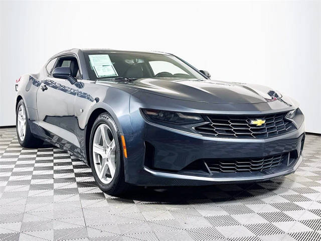 2021 Chevrolet Camaro 1LT RWD photo