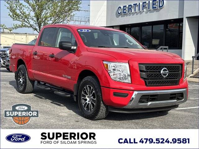 2023 Nissan Titan SV 4WD photo