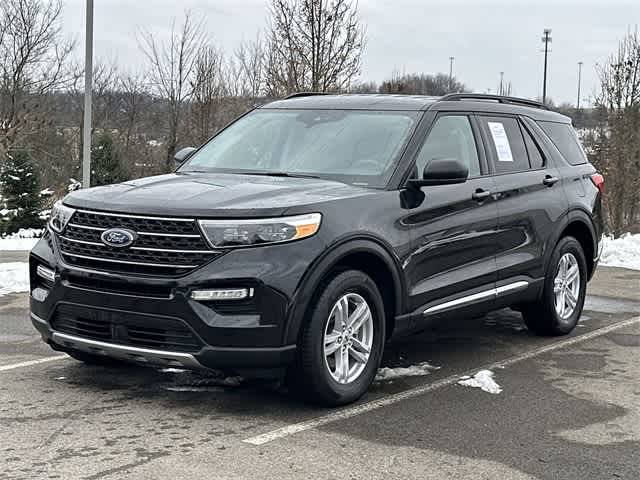 2023 Ford Explorer XLT 4WD photo