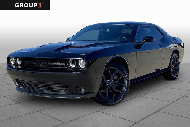 2023 Dodge Challenger SXT RWD photo
