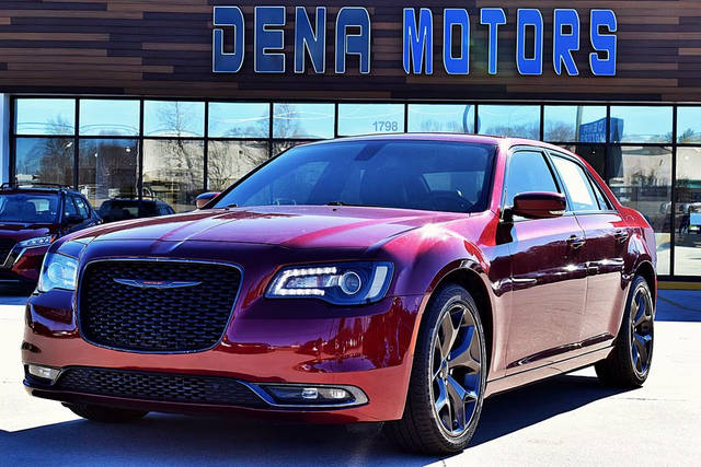 2021 Chrysler 300 300S RWD photo