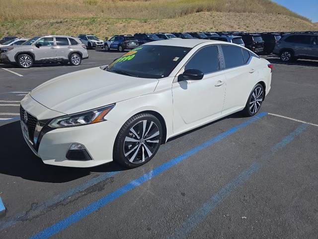 2022 Nissan Altima 2.5 SR FWD photo