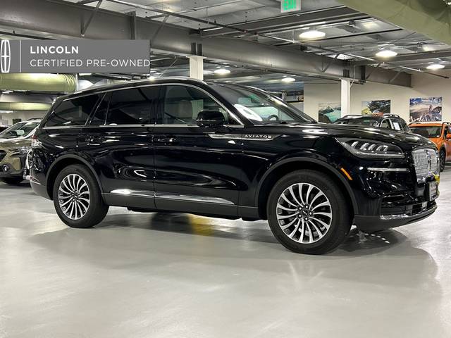 2023 Lincoln Aviator Reserve AWD photo