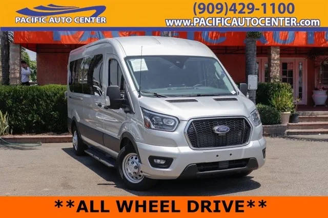 2023 Ford Transit Passenger Wagon XLT AWD photo