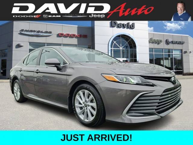 2021 Toyota Camry LE FWD photo