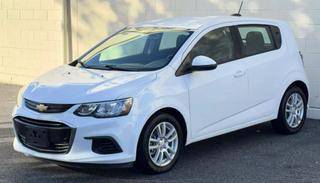 2017 Chevrolet Sonic LT FWD photo