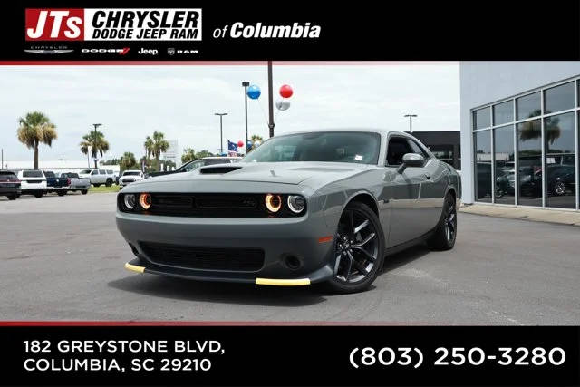2023 Dodge Challenger R/T RWD photo