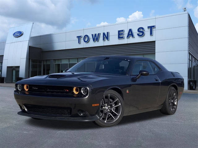 2023 Dodge Challenger R/T Scat Pack RWD photo