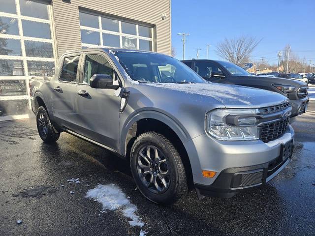 2022 Ford Maverick XLT FWD photo
