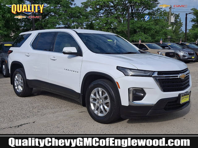 2023 Chevrolet Traverse LS AWD photo