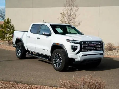 2023 GMC Canyon 4WD Denali 4WD photo