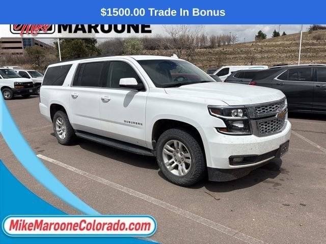 2019 Chevrolet Suburban LT 4WD photo