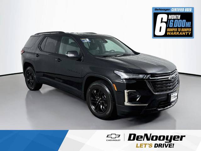 2023 Chevrolet Traverse LT Cloth AWD photo