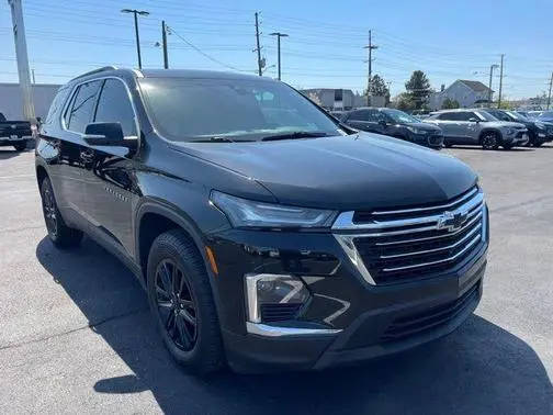 2023 Chevrolet Traverse LT Cloth FWD photo