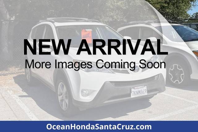 2015 Toyota RAV4 XLE FWD photo