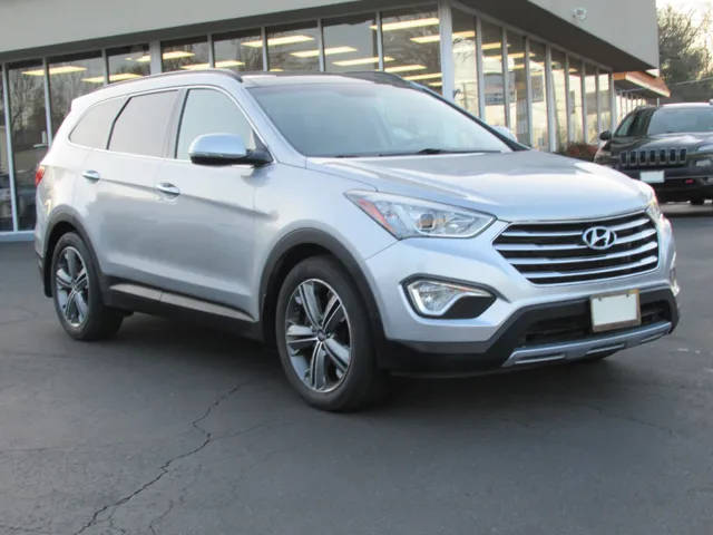 2015 Hyundai Santa Fe Limited AWD photo