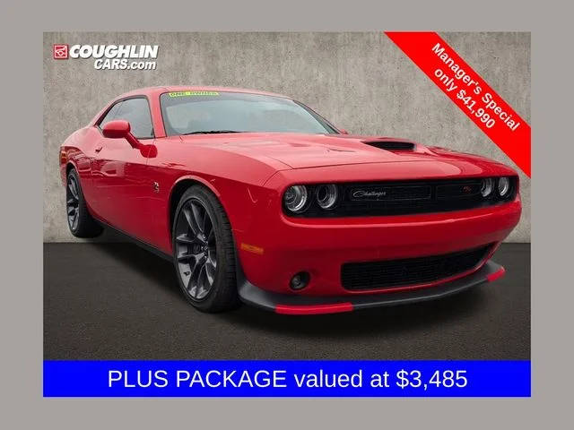 2023 Dodge Challenger R/T Scat Pack RWD photo
