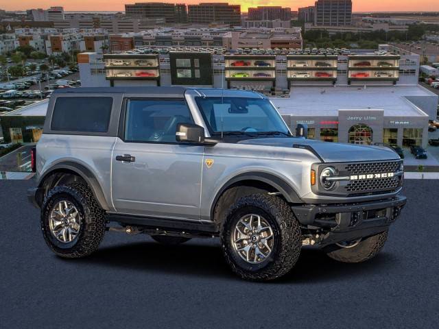 2023 Ford Bronco 2 Door Badlands 4WD photo