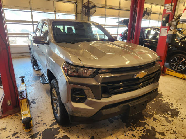 2023 Chevrolet Colorado 2WD LT RWD photo