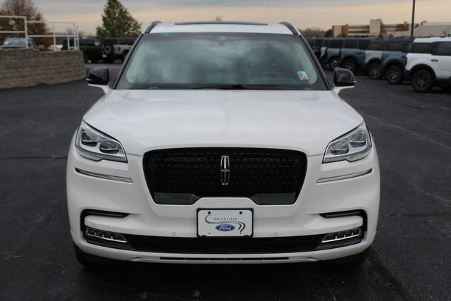 2023 Lincoln Aviator Reserve AWD photo