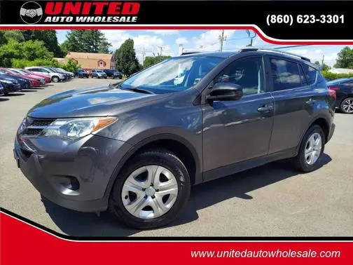 2015 Toyota RAV4 LE AWD photo