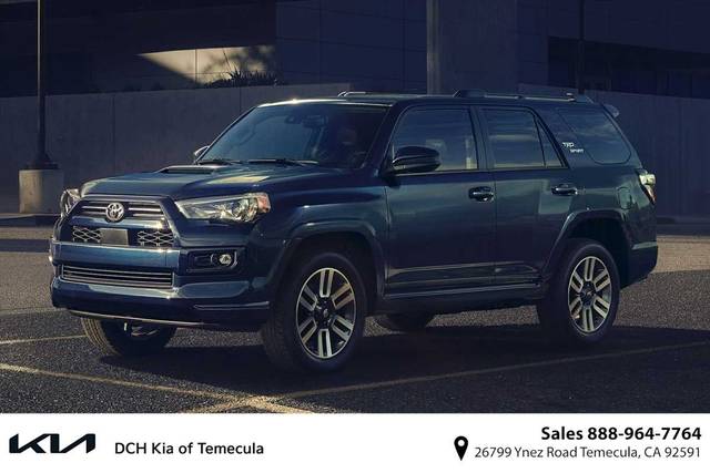 2022 Toyota 4Runner SR5 4WD photo