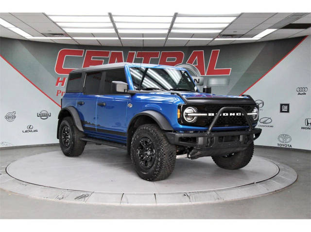 2023 Ford Bronco 4 Door Wildtrak 4WD photo