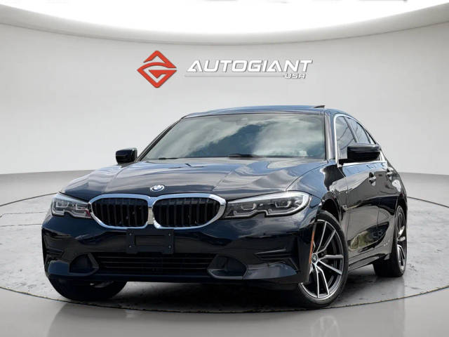 2022 BMW 3 Series 330e RWD photo