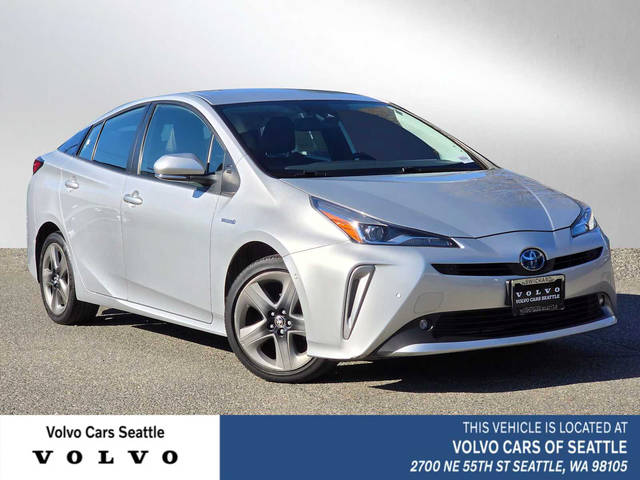 2022 Toyota Prius XLE FWD photo