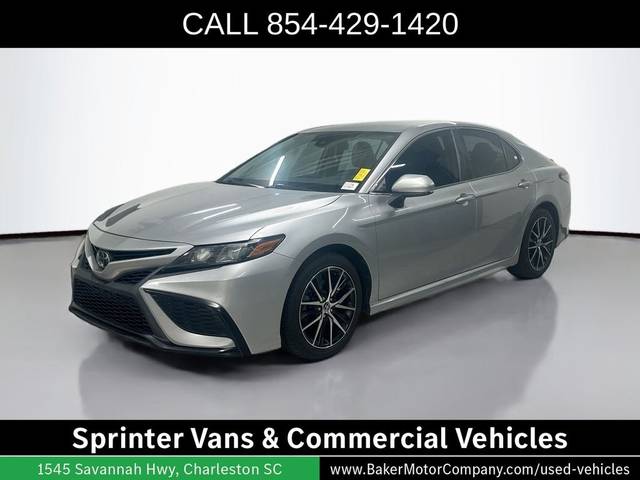 2021 Toyota Camry SE FWD photo