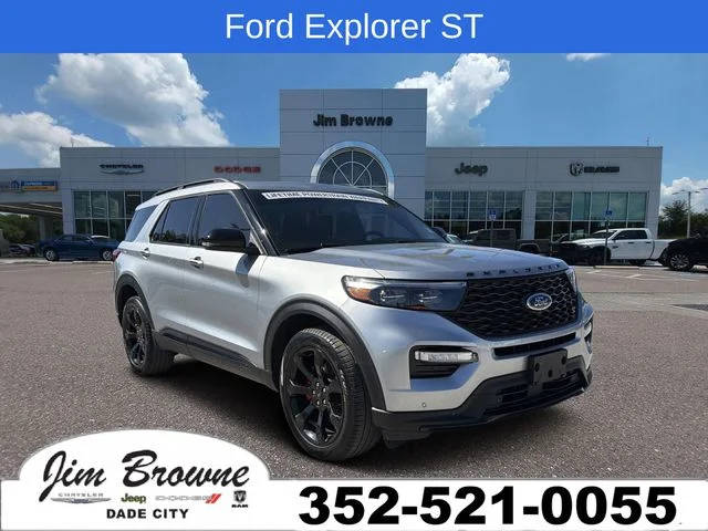 2023 Ford Explorer ST 4WD photo