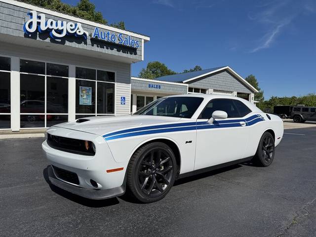 2023 Dodge Challenger R/T RWD photo