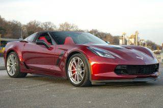 2019 Chevrolet Corvette Grand Sport 2LT RWD photo