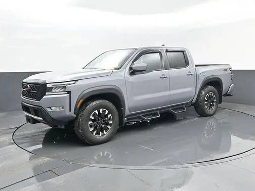 2022 Nissan Frontier PRO-4X 4WD photo