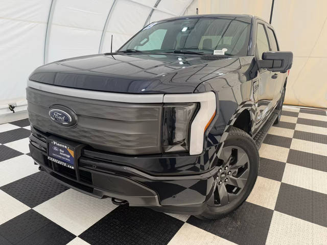 2023 Ford F-150 Lightning LARIAT AWD photo