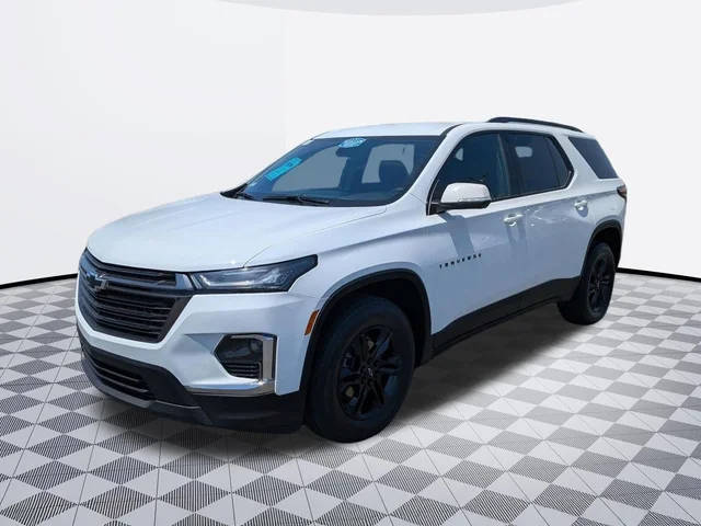 2023 Chevrolet Traverse LT Cloth FWD photo