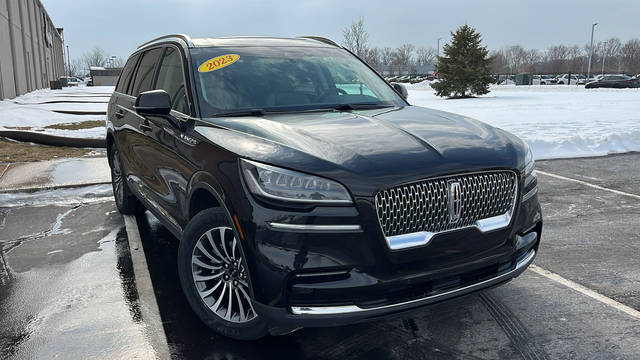 2023 Lincoln Aviator Reserve AWD photo