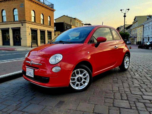 2015 FIAT 500 Pop FWD photo