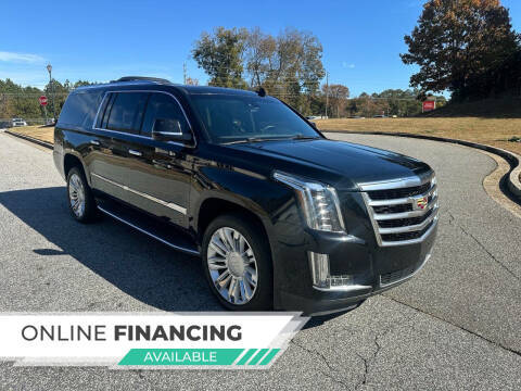 2017 Cadillac Escalade ESV Luxury RWD photo