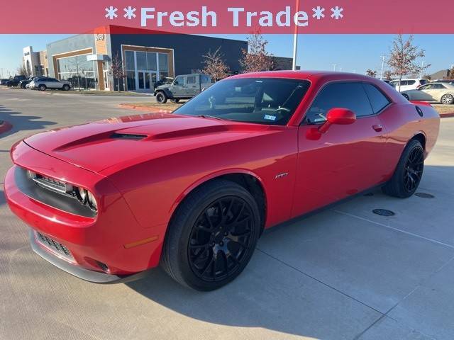 2015 Dodge Challenger R/T Plus RWD photo