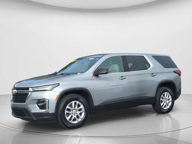 2023 Chevrolet Traverse LS FWD photo