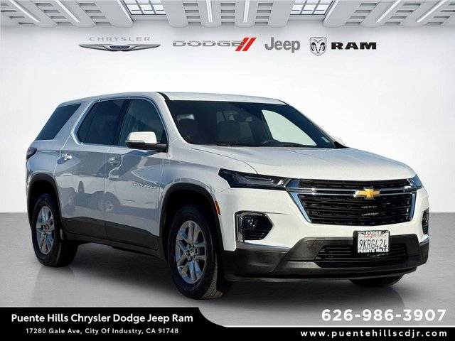 2023 Chevrolet Traverse LS FWD photo