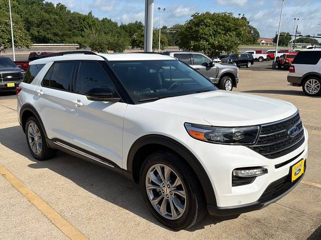 2023 Ford Explorer XLT RWD photo